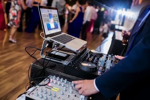 Cuanto Cuesta Un Dj Para Una Boda