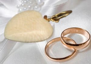 Celebrando las bodas de marfil