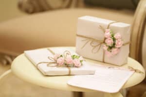 Todo lo que necesitas saber sobre el protocolo de los regalos de boda